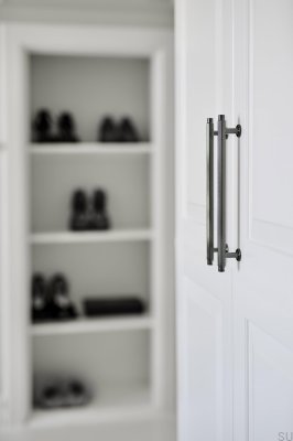 Villa 192 Metal Elongated Furniture Handle Black Nickel Plated