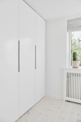 Edge Straight 600 Aluminum Silver Furniture Handle