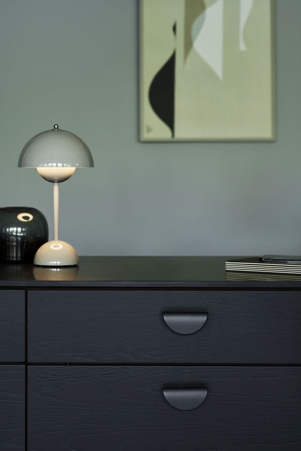 553120032-99--Uchwyt-meblowy-podłużny-Horizon-Small-32-Metalowy-Czarny-Mat-Furnipart-Skandynawskie-Uchwyty_2