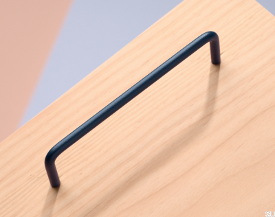 Thread 128 Metal Deep Blue Elongated Furniture Handle