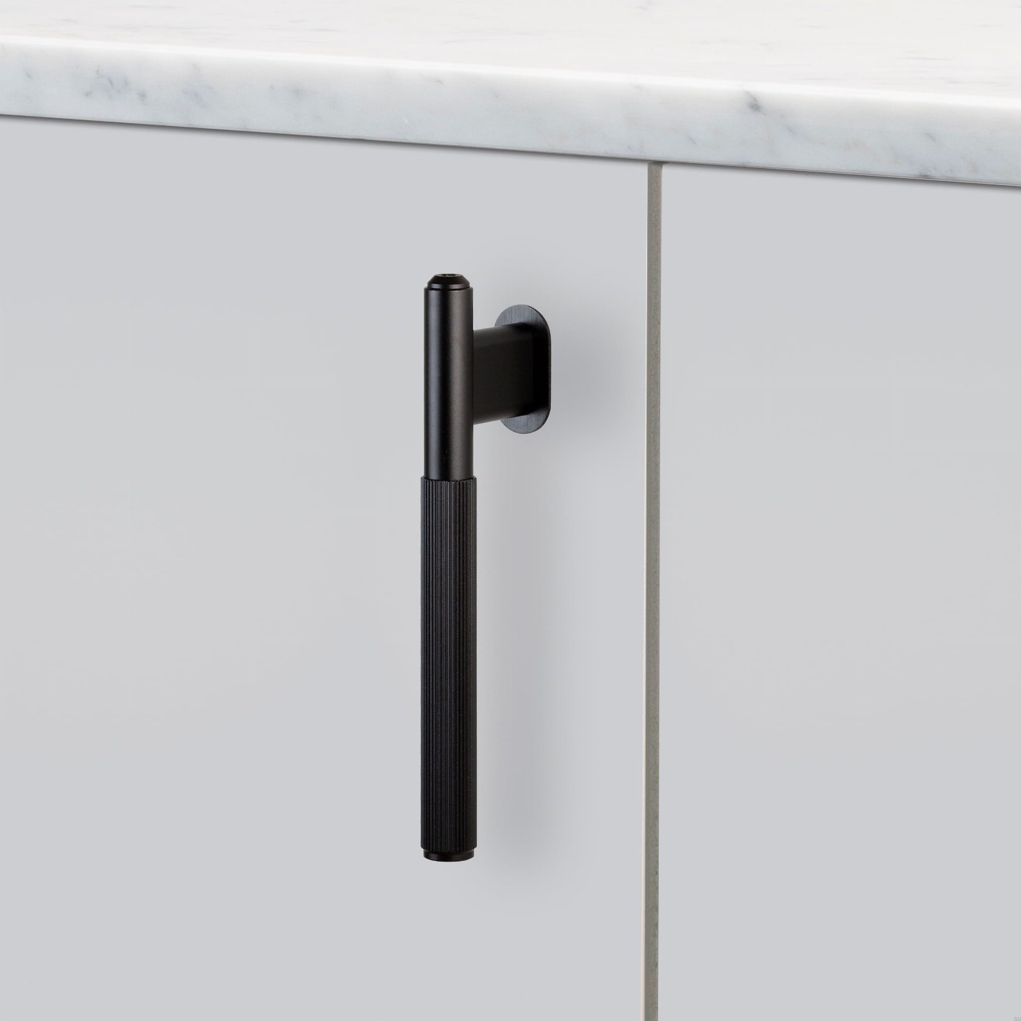 Zdjecie uchwytu L-Bar czarnego