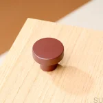 401007-11--Gałka-meblowa-Circular-Metalowa-Brązowa-Toniton-Skandynawskie-Uchwyty_1