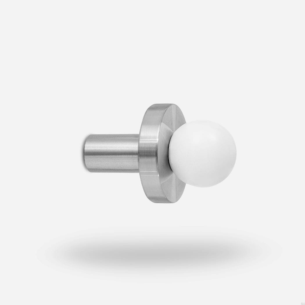 W.21.1.W--Wieszak-Pola-W-Mosiężny-Biały-ze-Stalową-Podkładką-Open&Hide-Skandynawskie-Uchwyty_1