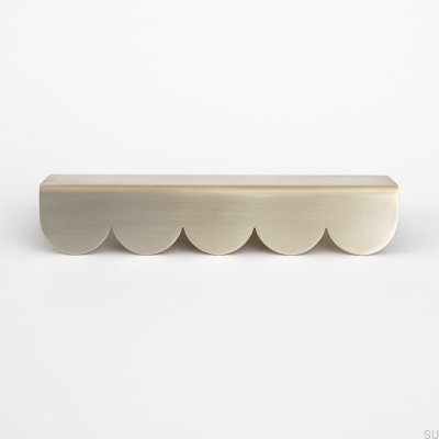 Ruffle edge furniture handle, unpainted brass