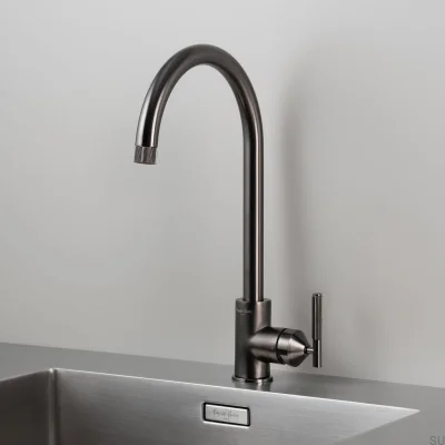 Linear Brass Gun Metal Kitchen Faucet with British Connector