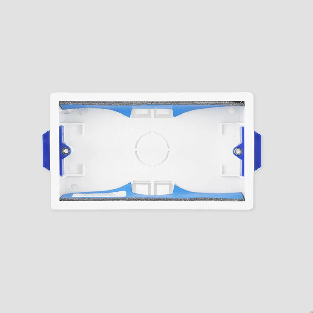 SB631--Puszka-plastikowa-2G-Standard-Brytyjski-Skandynawskie-Uchwyty_2