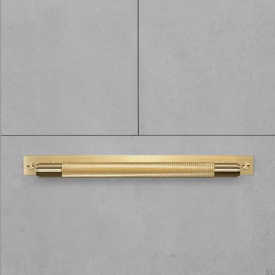 Elongated furniture handle with plate cross 125 brass