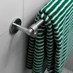 UTR-074269--Wieszak-na-ręczniki-Cast-Small-Srebrny-Buster-+-Punch-Skandynawskie-Uchwyty_3