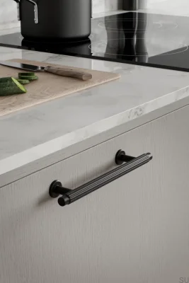 Villa 192 elongated furniture handle, metal, matt black