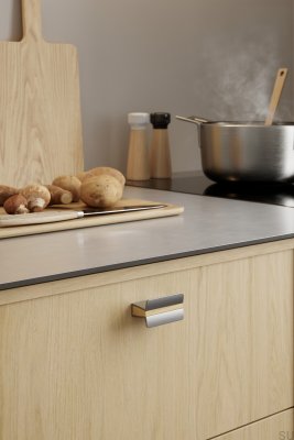 Papillon 32 Aluminum Silver Furniture Handle with Oak Wood