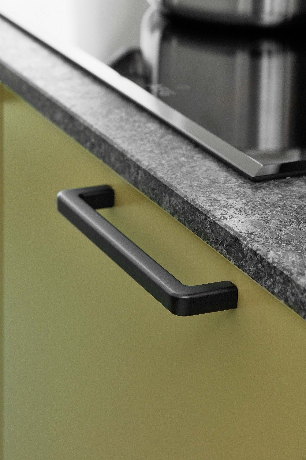 7b8f9a74d4a62e9327cc7f9a68999f22