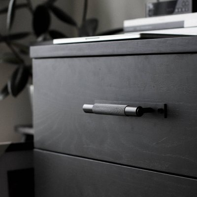 Long furniture handle with Cross Plate 125 Steel Black