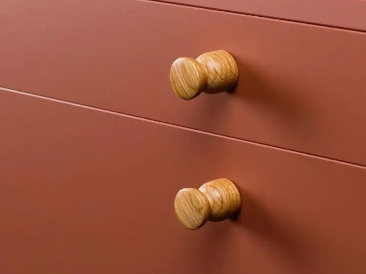 Wooden knobs on drawers